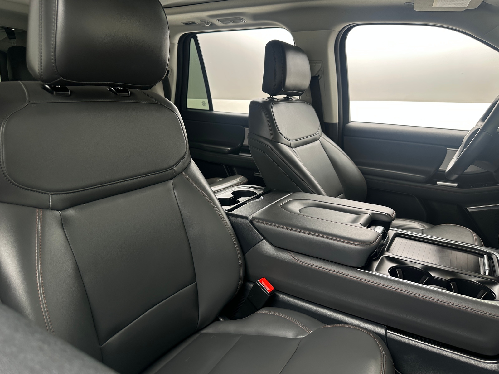 Thumbnail: 2025 Ford Expedition MAX - 2