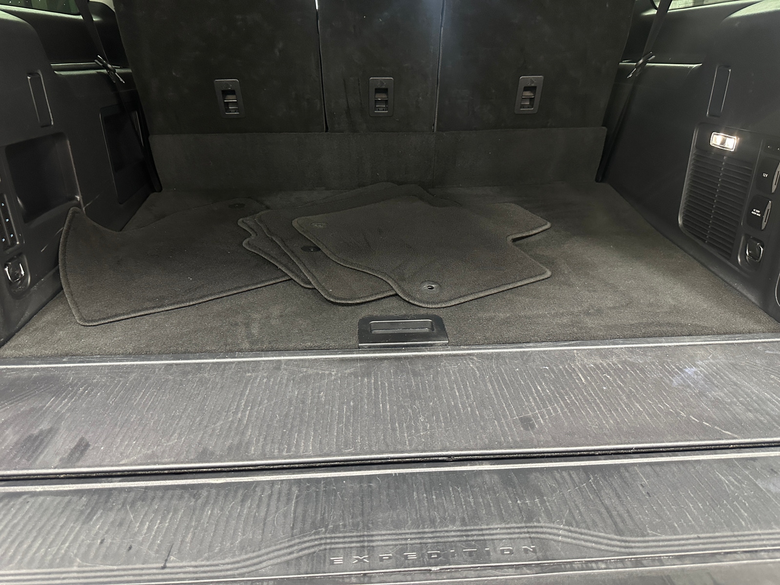 Thumbnail: 2025 Ford Expedition MAX - 7