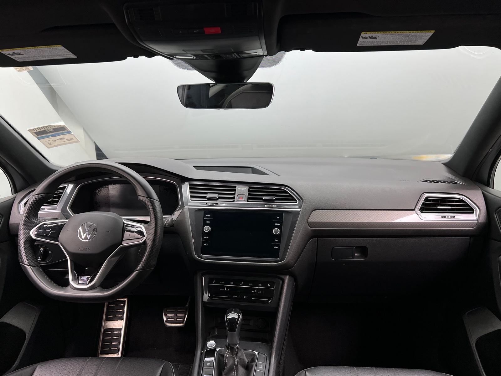 Thumbnail: 2022 Volkswagen Tiguan - 2