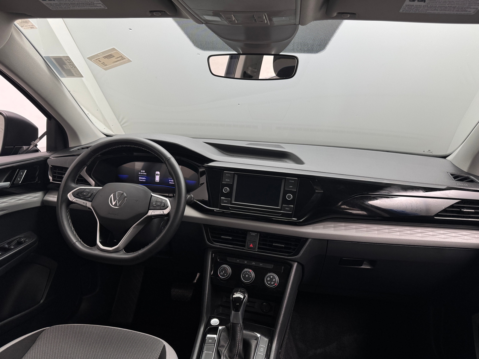 Thumbnail: 2024 Volkswagen Taos - 3