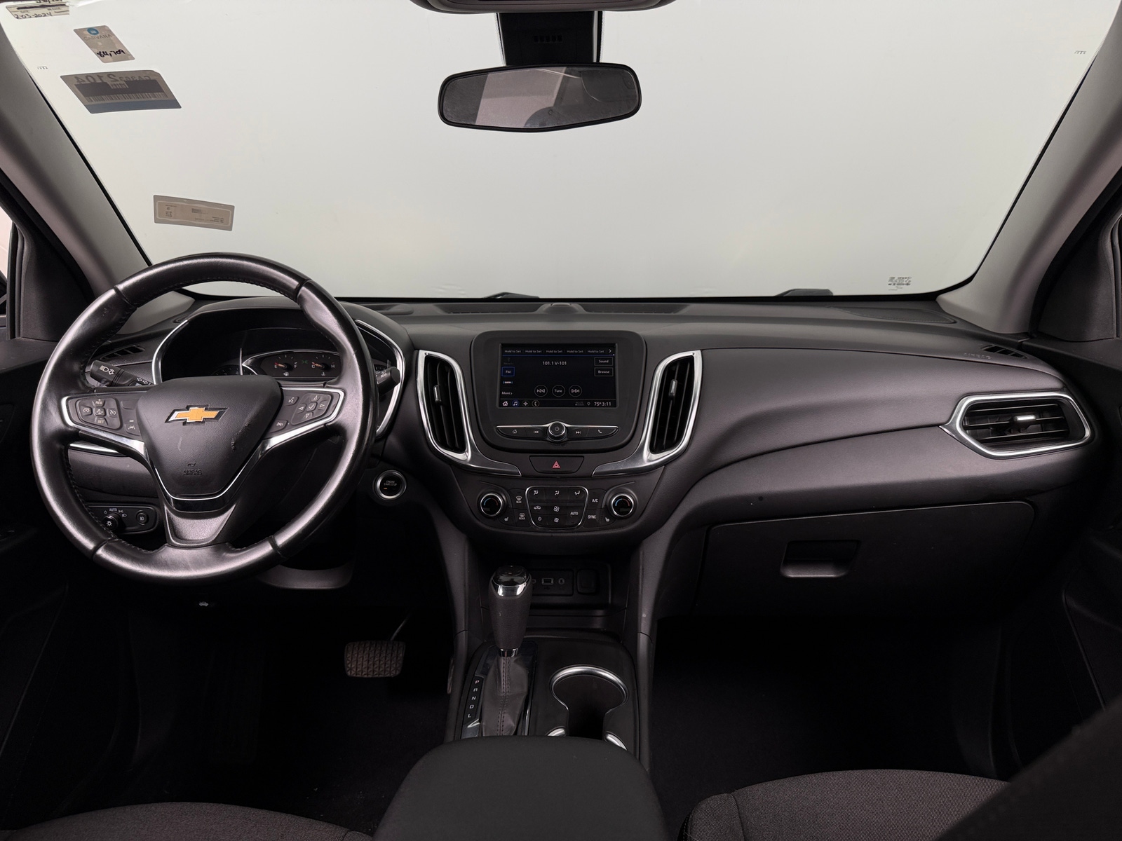 Thumbnail: 2021 Chevrolet Equinox - 3