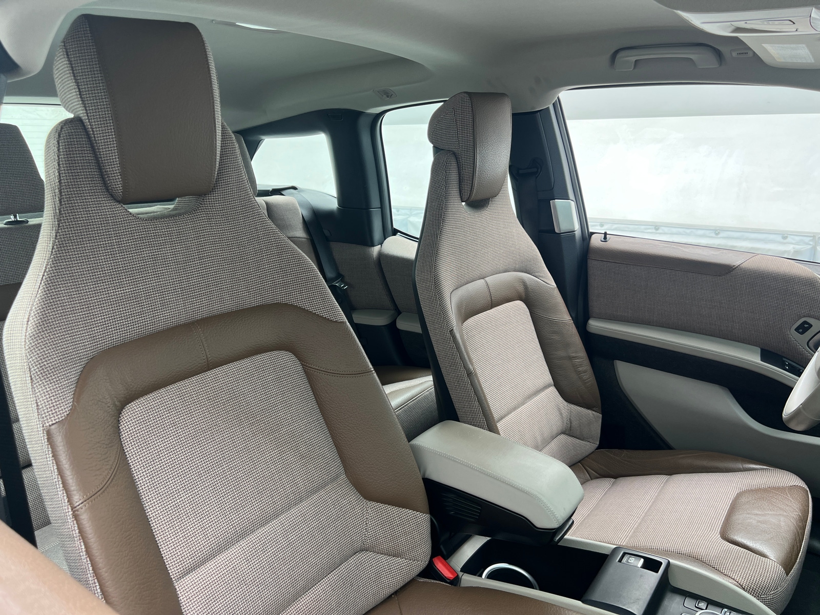 Thumbnail: 2018 BMW i3 - 2