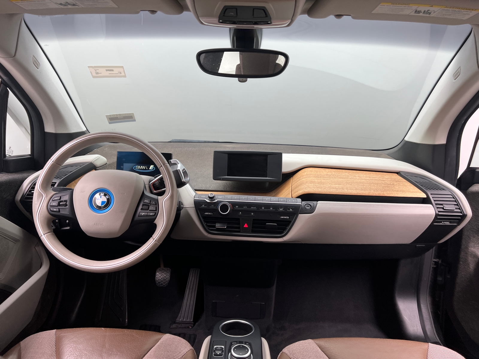 Thumbnail: 2018 BMW i3 - 3