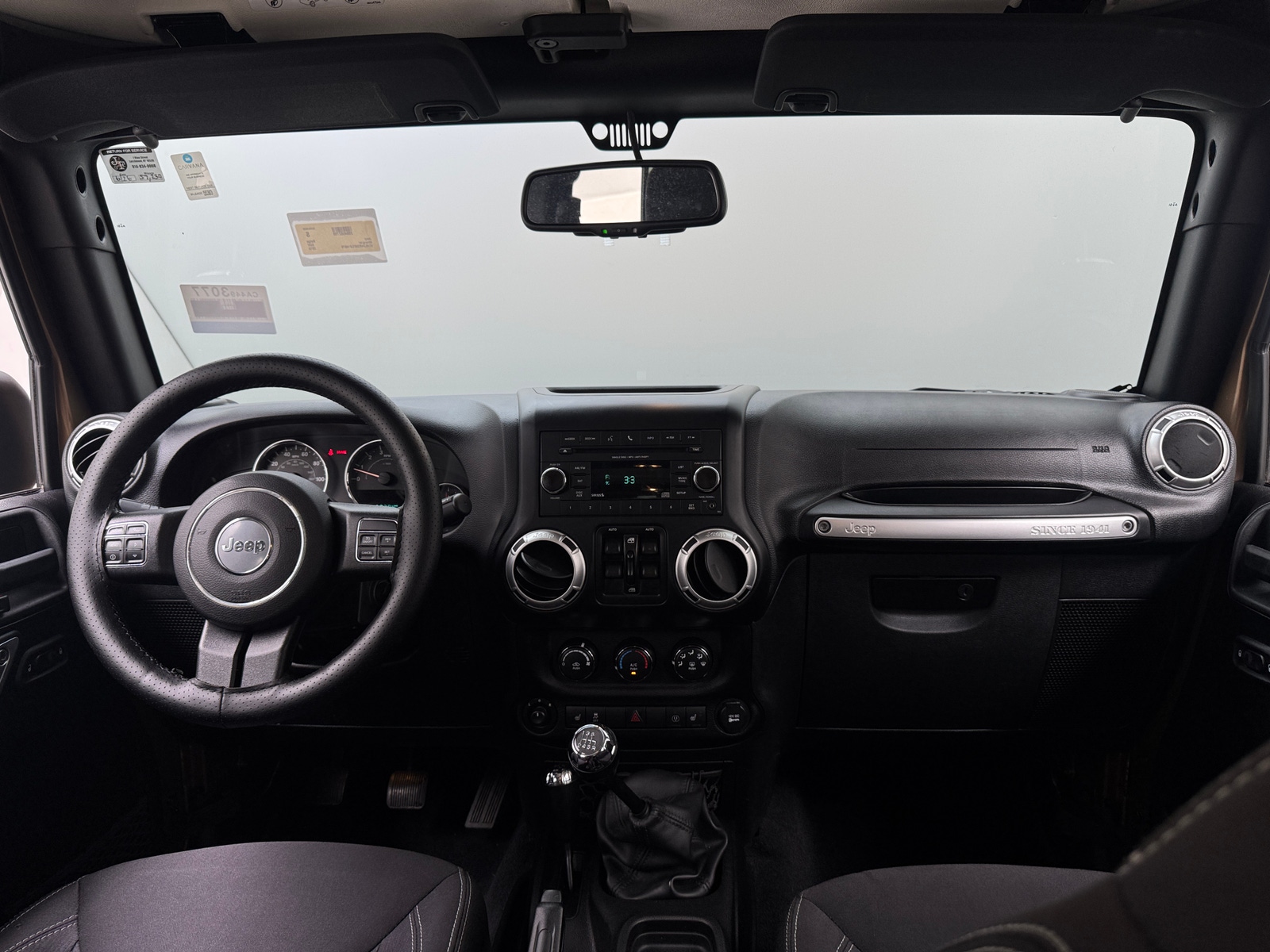 Thumbnail: 2015 Jeep Wrangler - 3