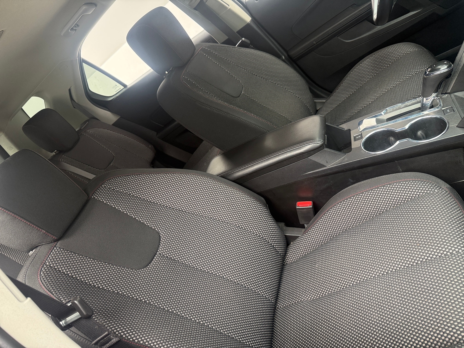 Thumbnail: 2017 Chevrolet Equinox - 2