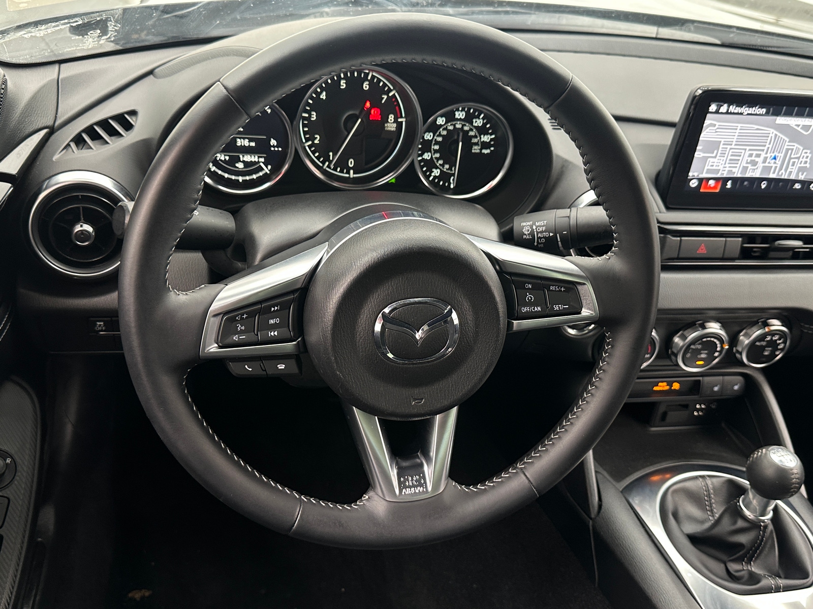 Thumbnail: 2023 Mazda MX-5 Miata - 4