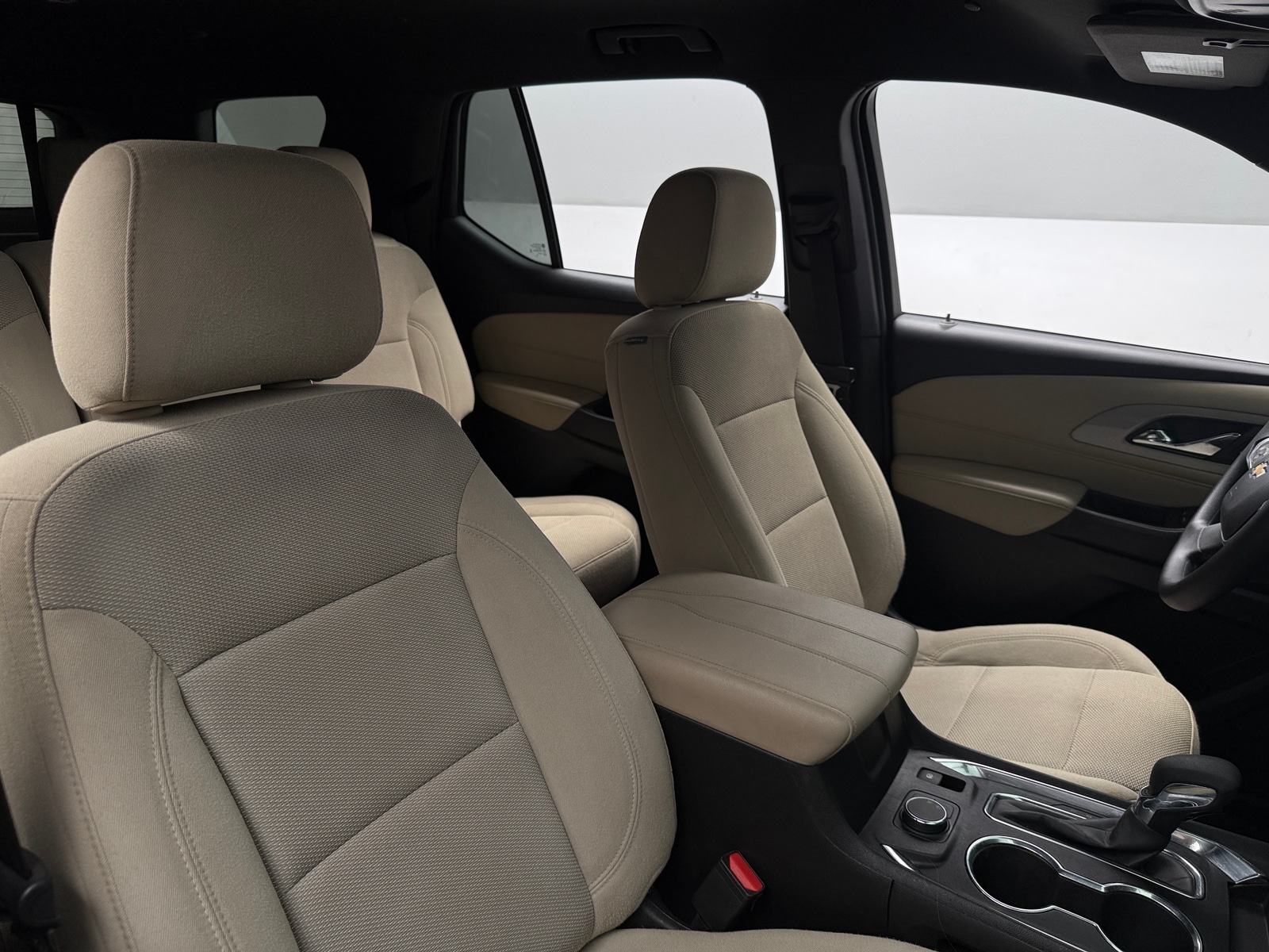 Thumbnail: 2023 Chevrolet Traverse - 2