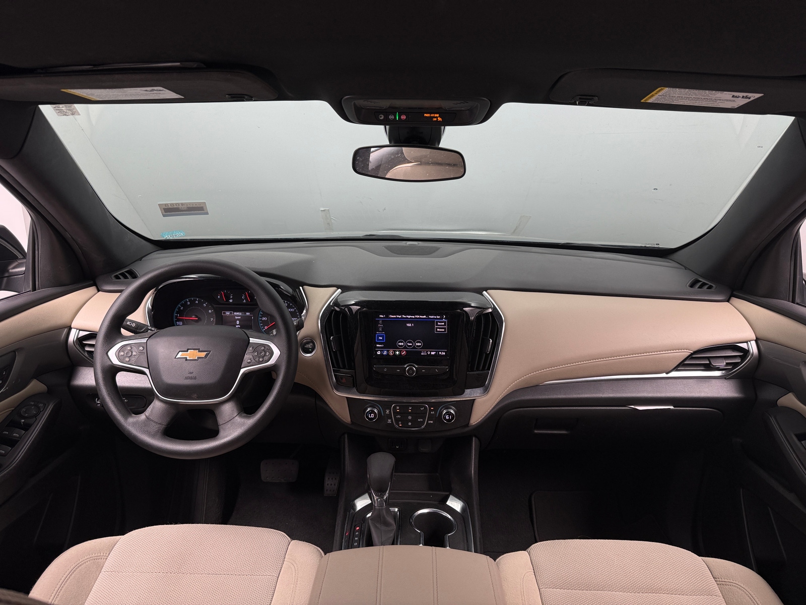 Thumbnail: 2023 Chevrolet Traverse - 3
