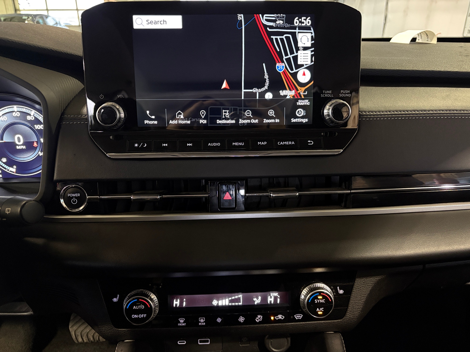 Thumbnail: 2023 Mitsubishi Outlander - 3