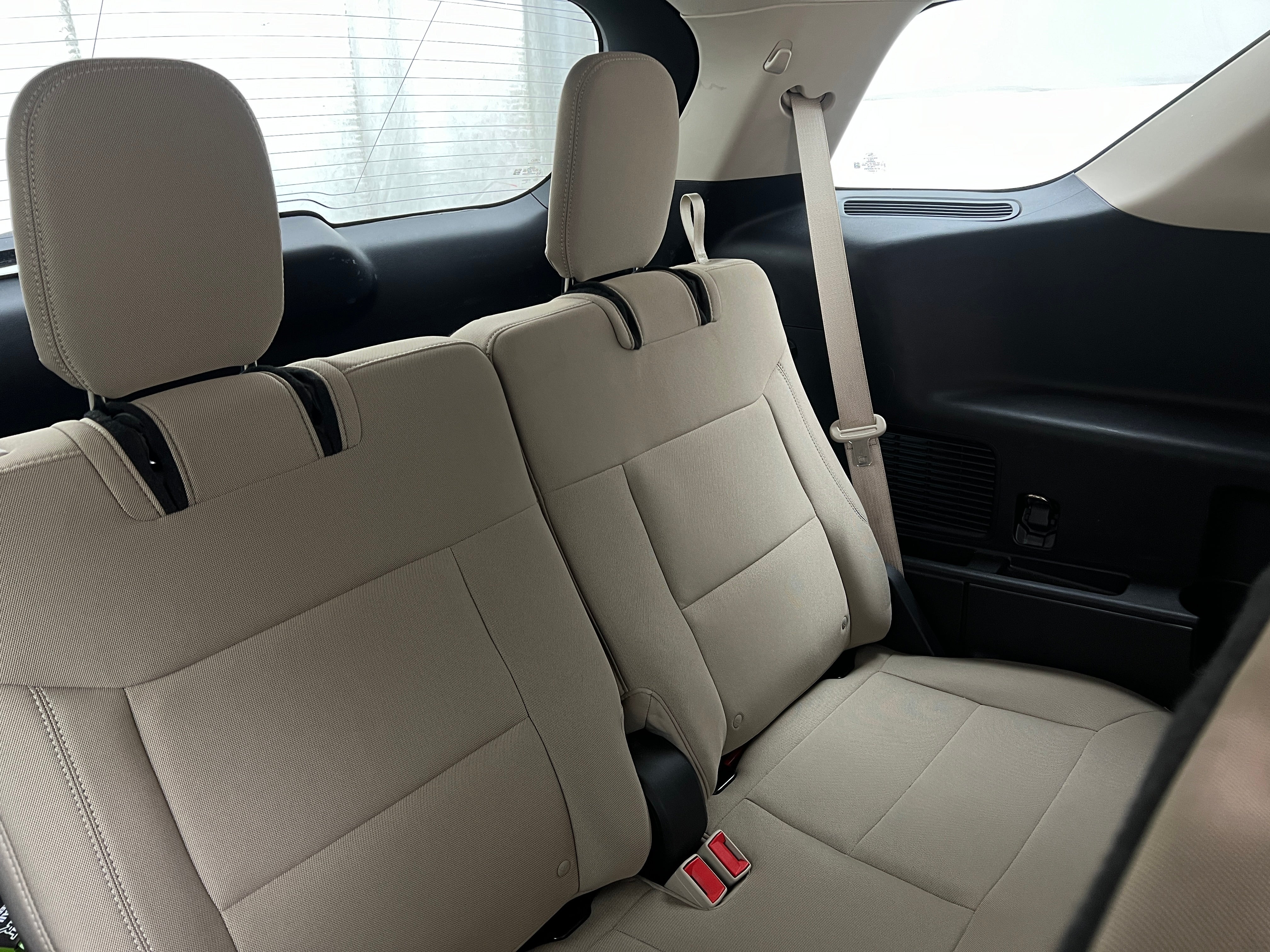 2021 Ford Explorer XLT - Photo 3