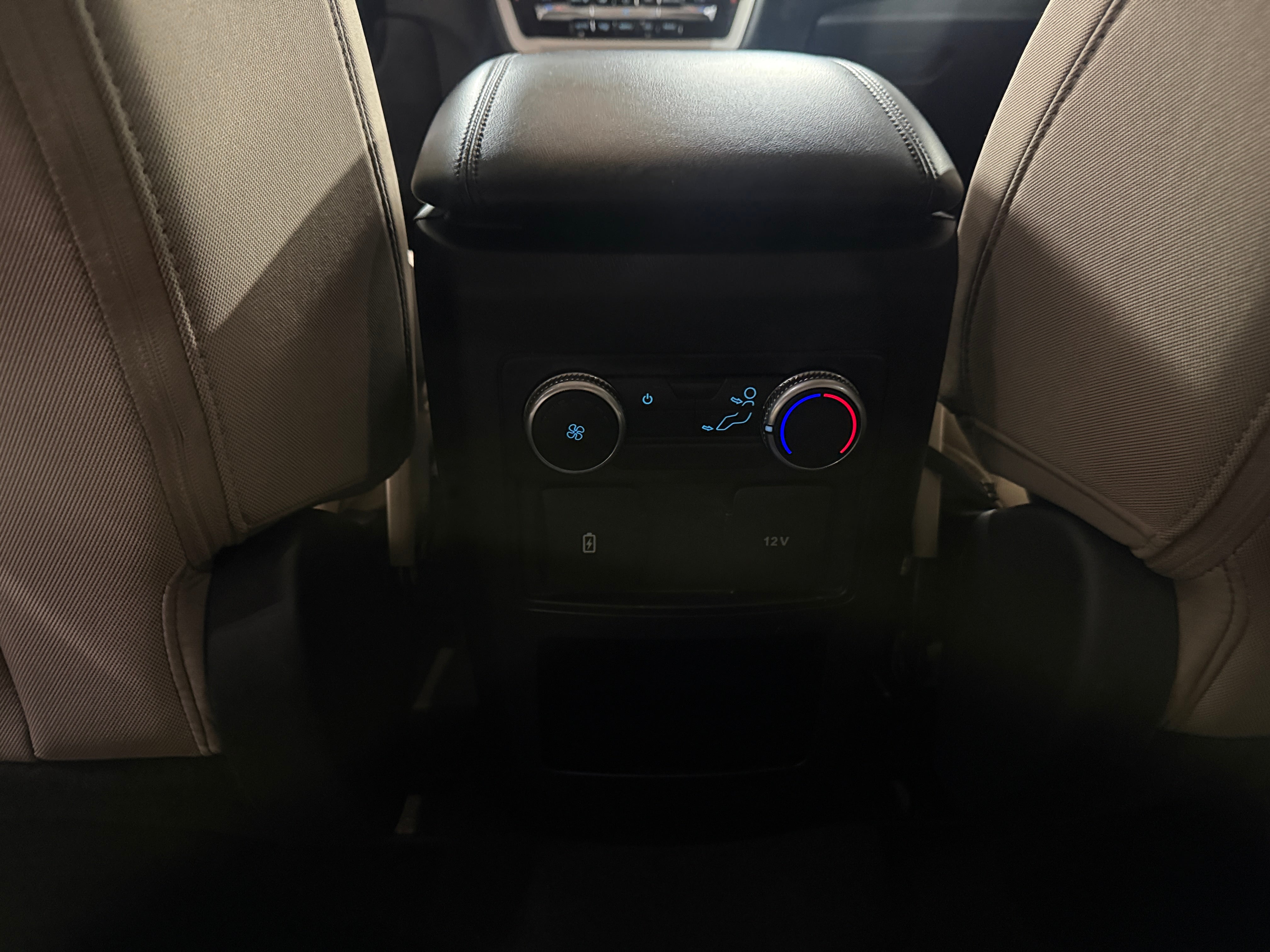 2021 Ford Explorer XLT - Photo 5