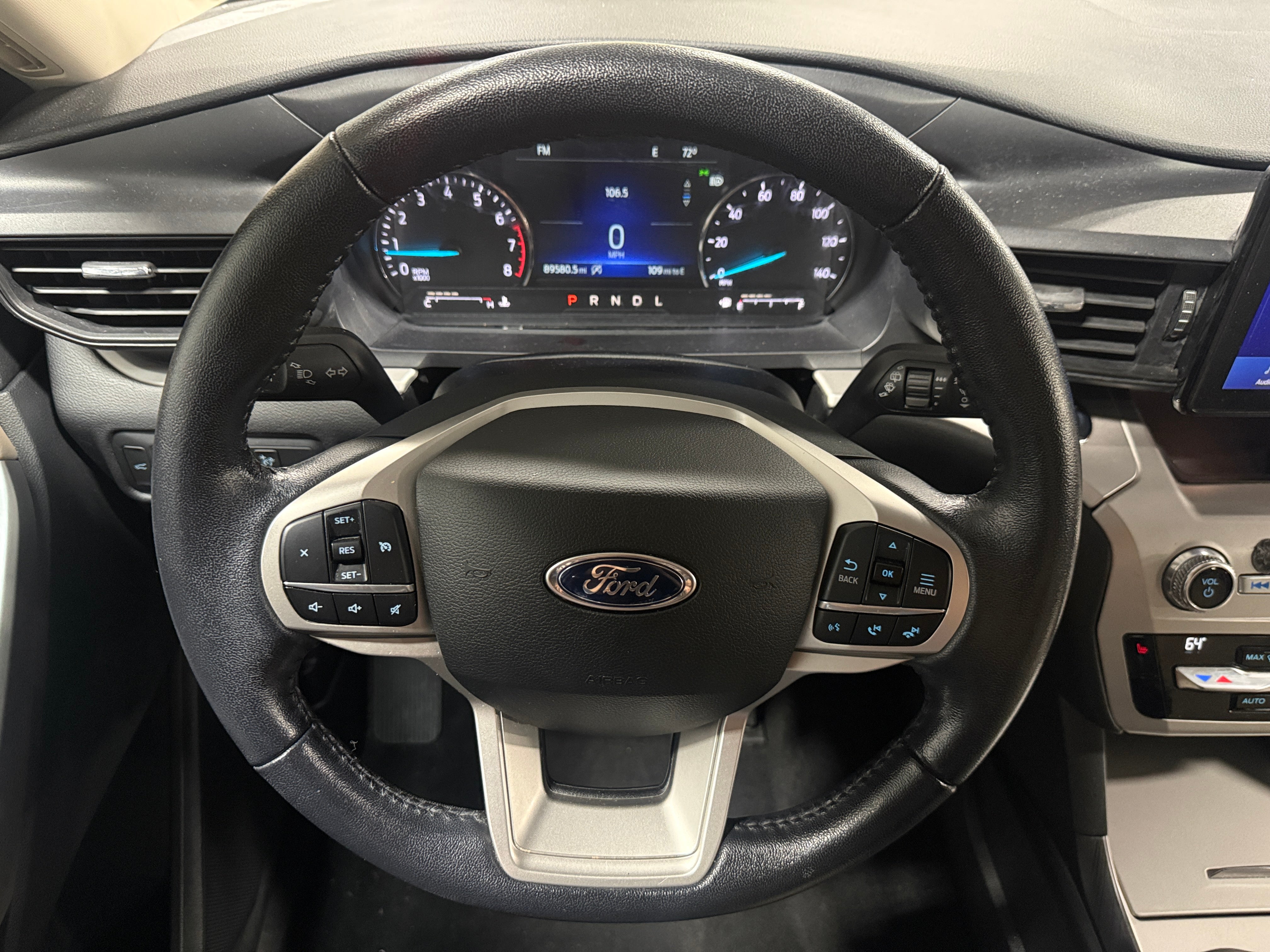 2021 Ford Explorer XLT - Photo 8