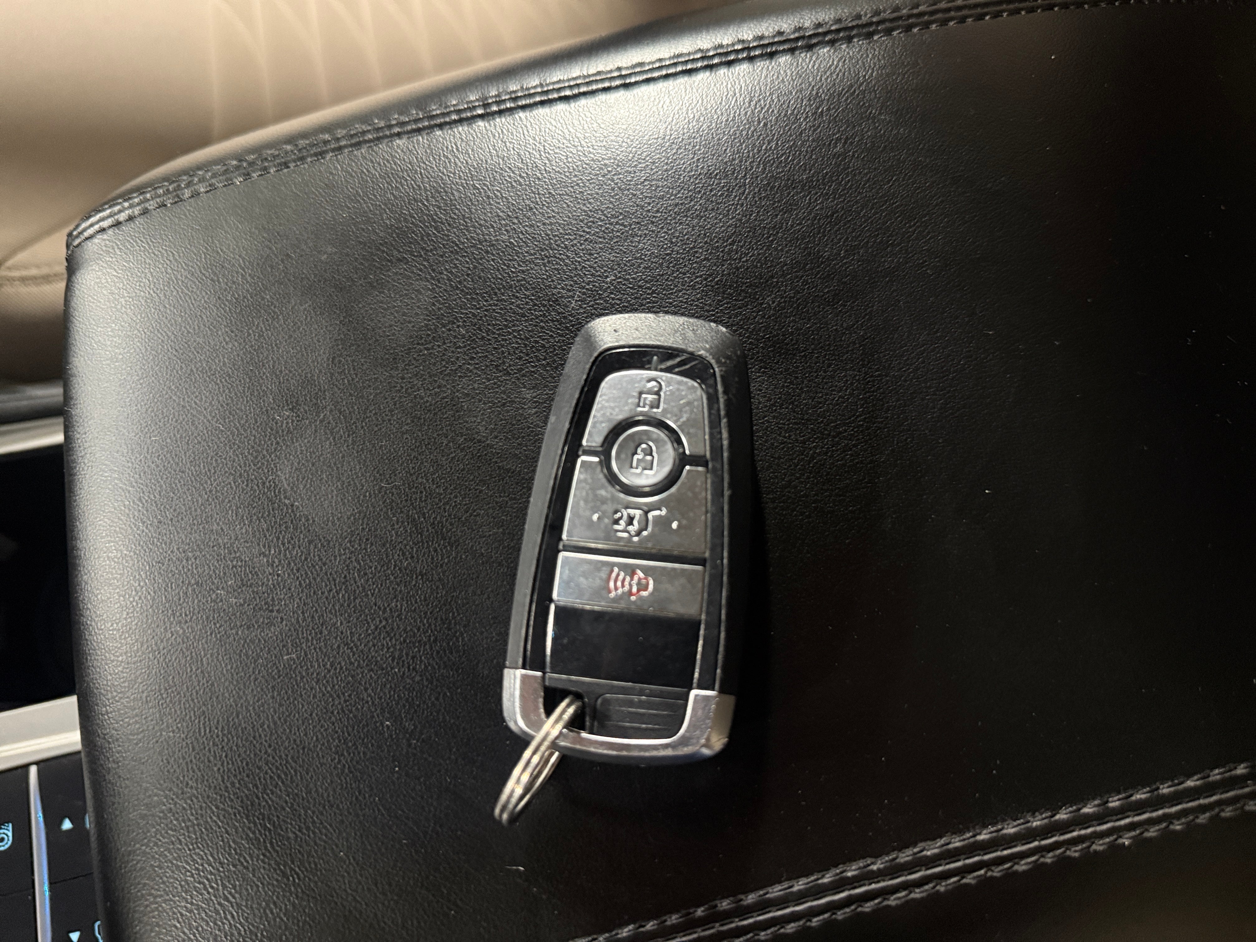 2021 Ford Explorer XLT - Photo 12