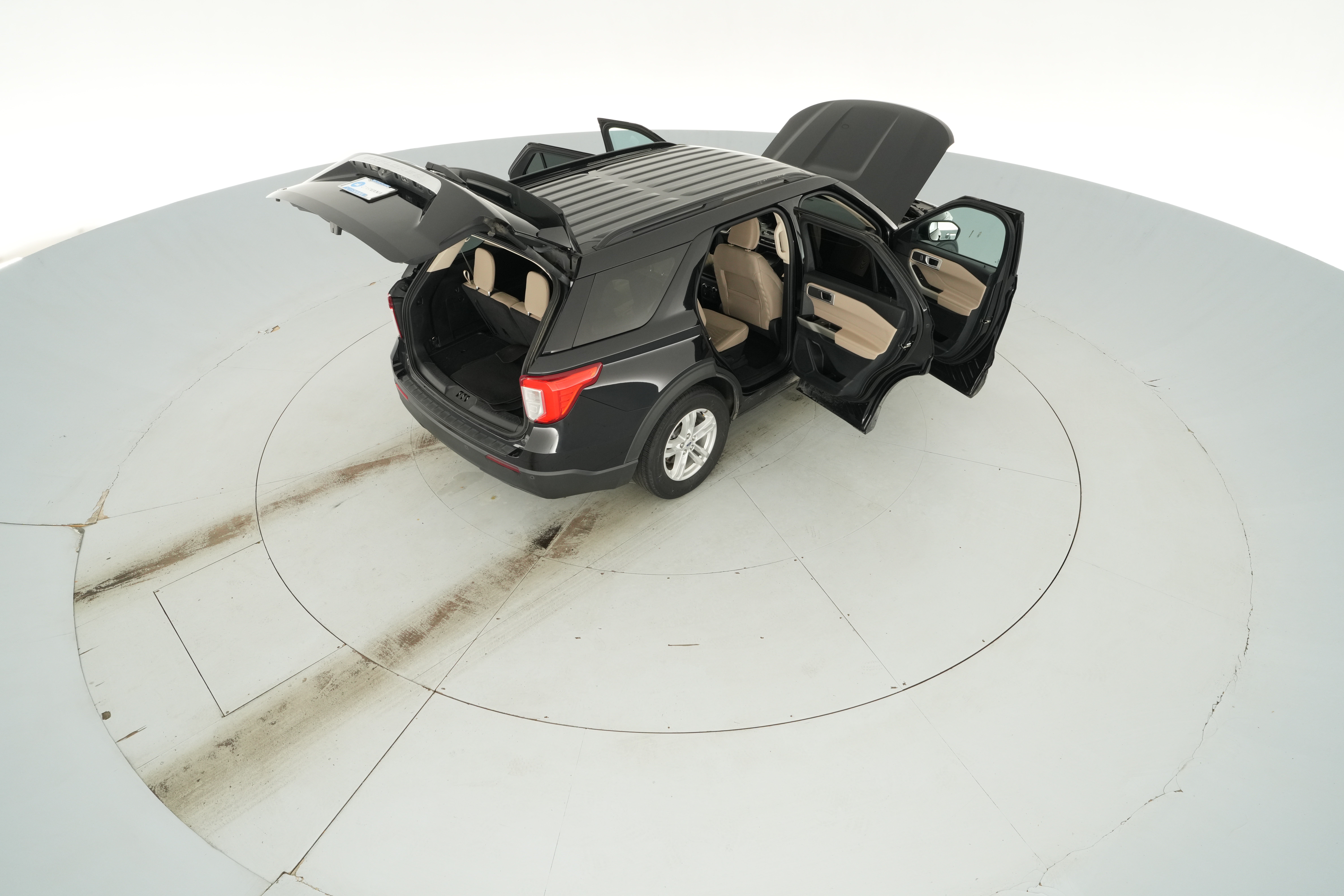 2021 Ford Explorer XLT - Photo 35