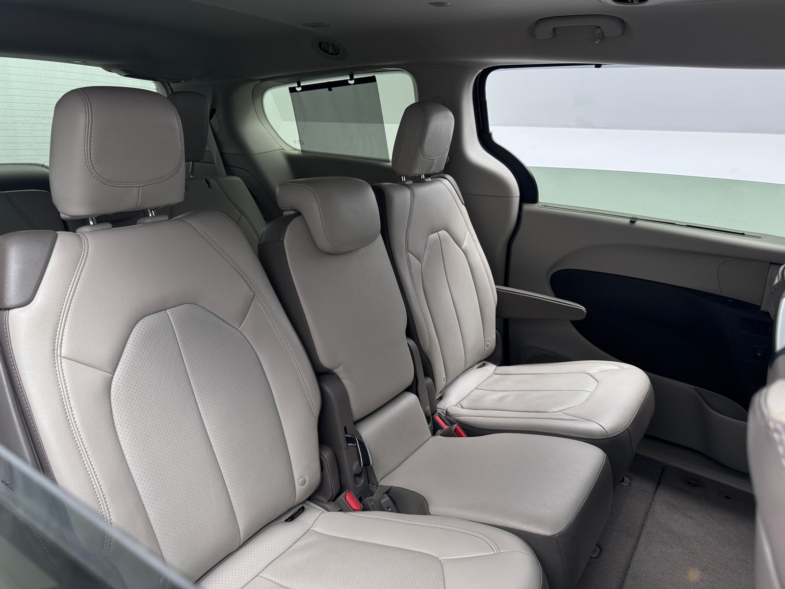 Thumbnail: 2019 Chrysler Pacifica - 5