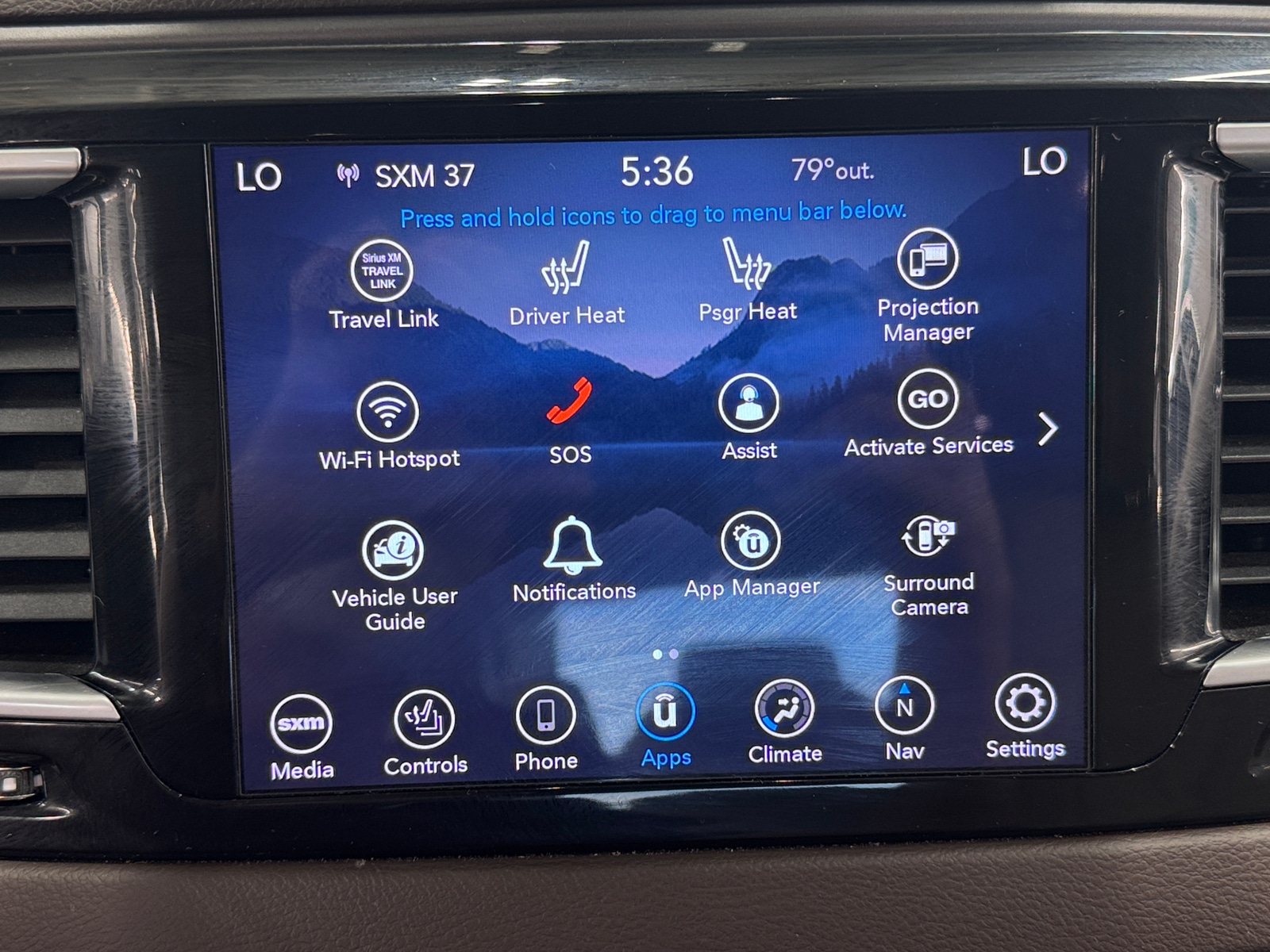 Thumbnail: 2019 Chrysler Pacifica - 3
