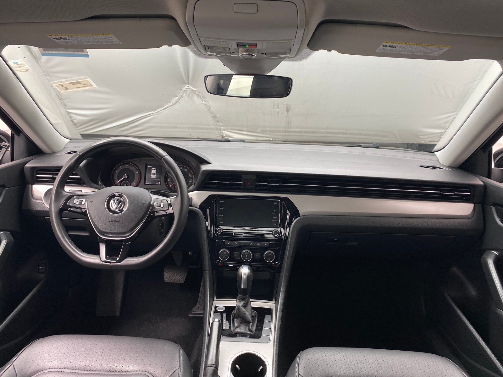 Thumbnail: 2022 Volkswagen Passat - 2