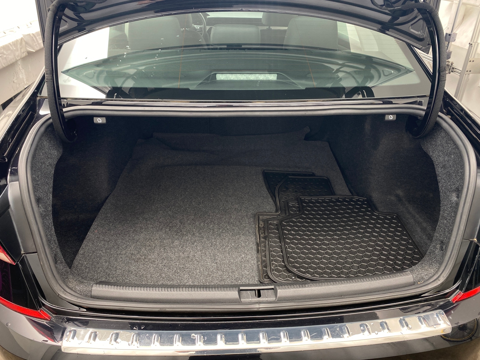 Thumbnail: 2022 Volkswagen Passat - 6