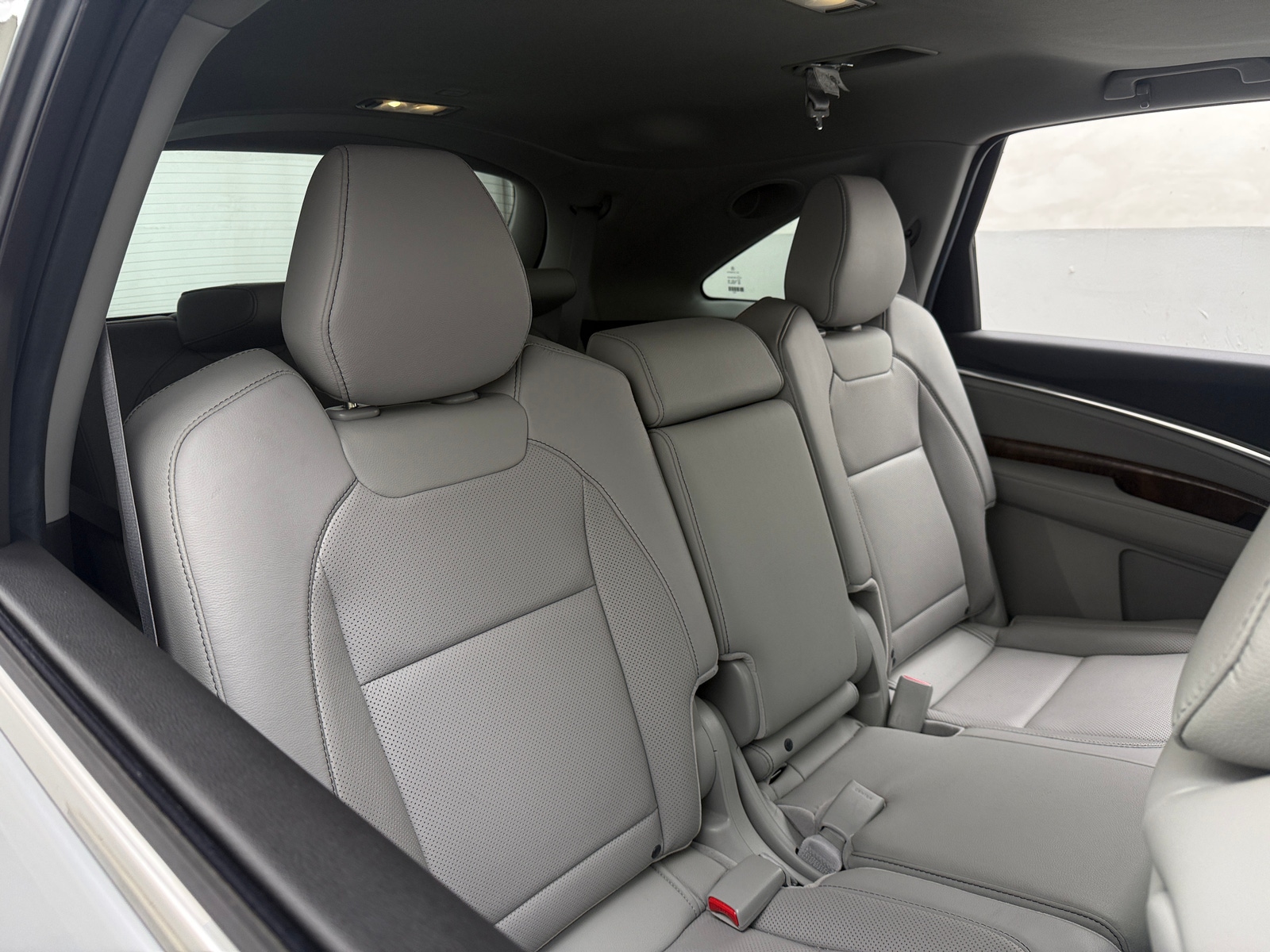 Thumbnail: 2020 Acura MDX - 5