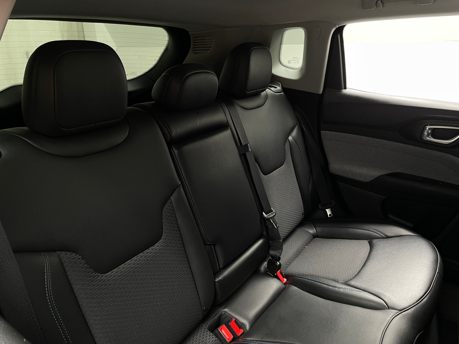 Thumbnail: 2022 Jeep Compass - 5