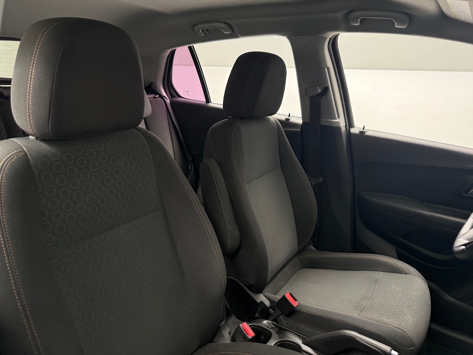 Thumbnail: 2018 Chevrolet Trax - 2