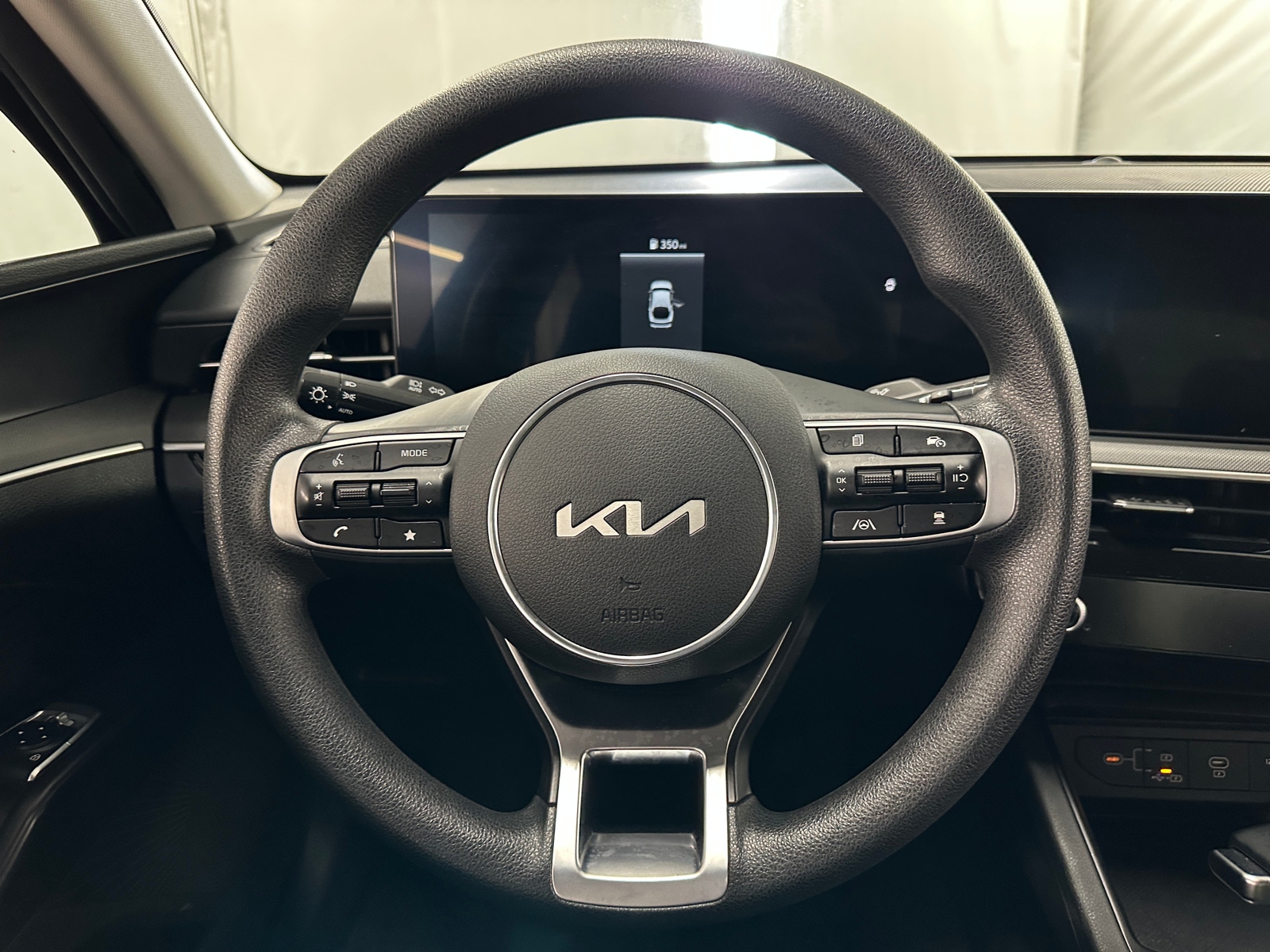 Thumbnail: 2025 Kia K5 - 5