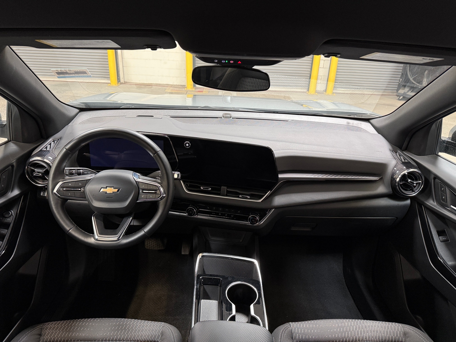 Thumbnail: 2025 Chevrolet Equinox - 3
