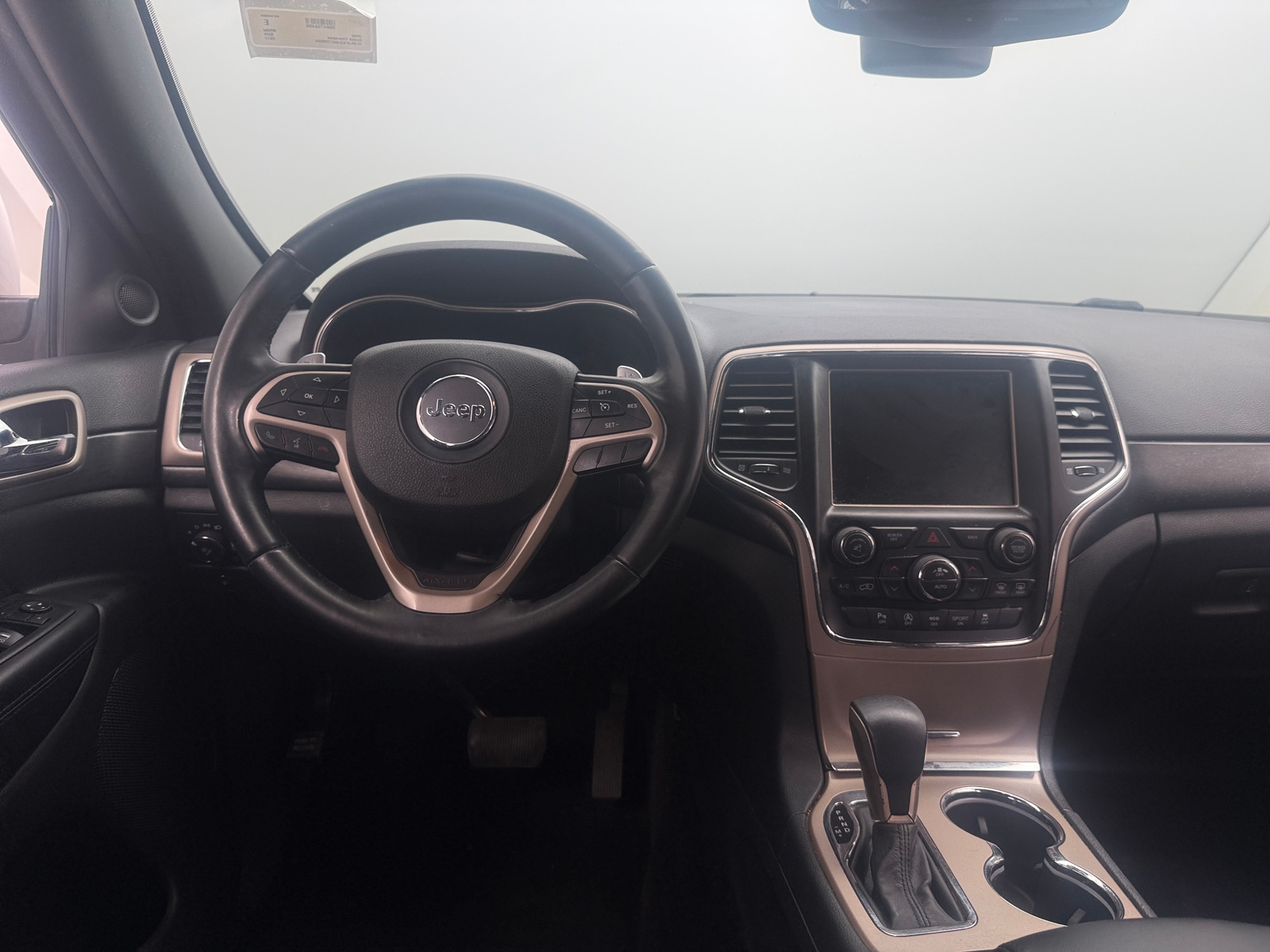 Thumbnail: 2017 Jeep Grand Cherokee - 5