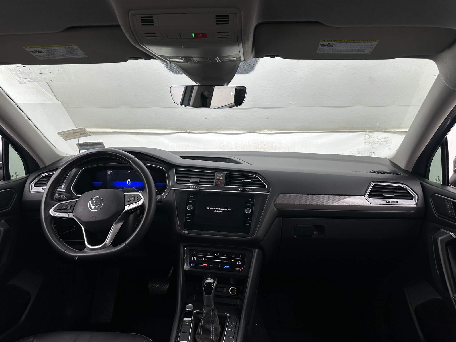 Thumbnail: 2023 Volkswagen Tiguan - 2