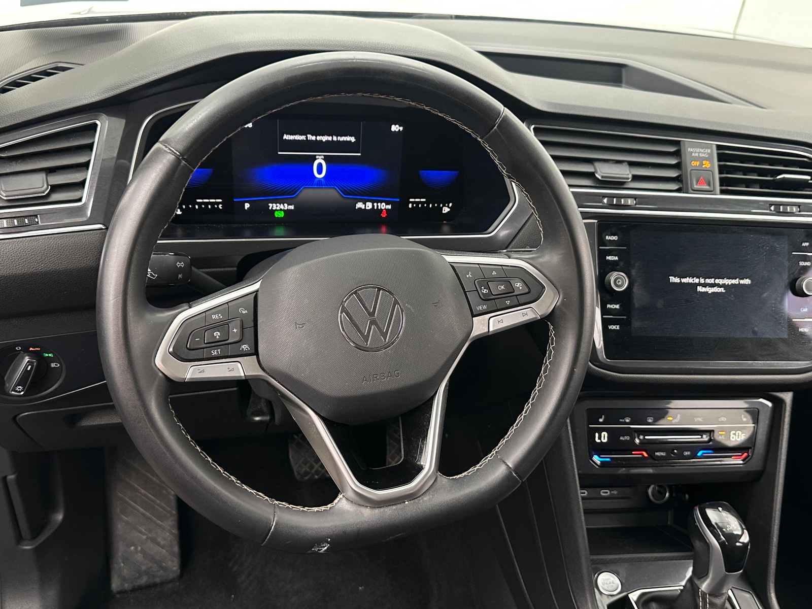 Thumbnail: 2023 Volkswagen Tiguan - 4