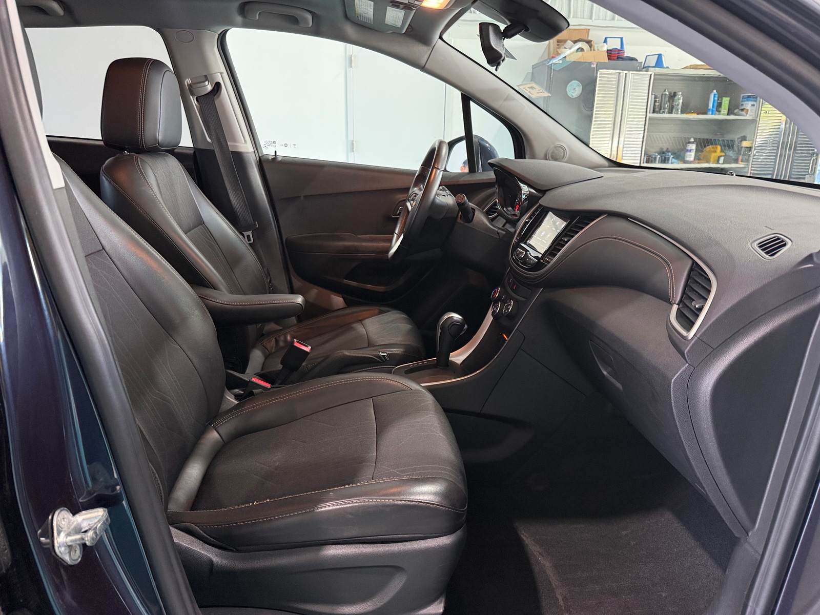Thumbnail: 2018 Chevrolet Trax - 2