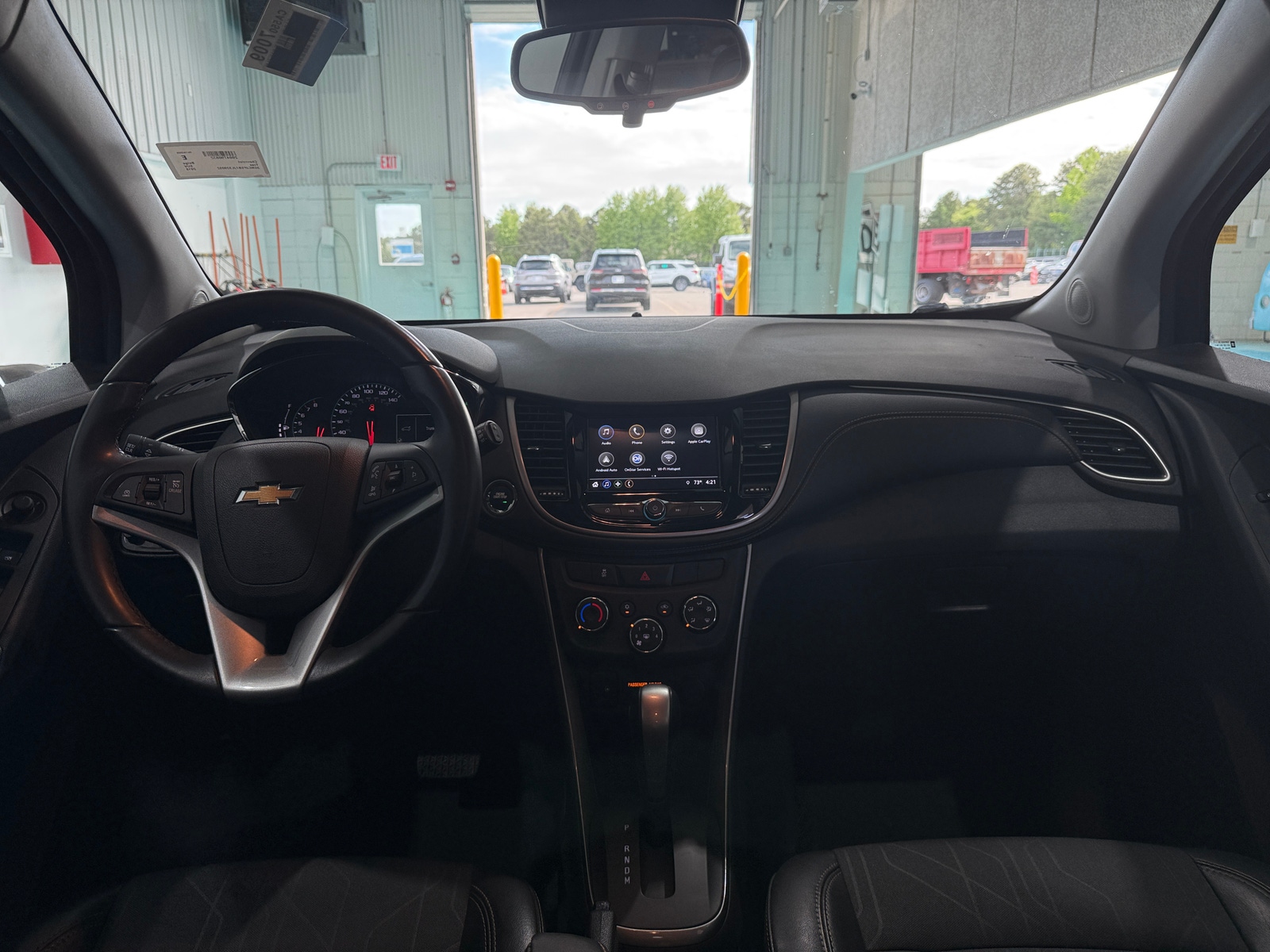 Thumbnail: 2018 Chevrolet Trax - 3