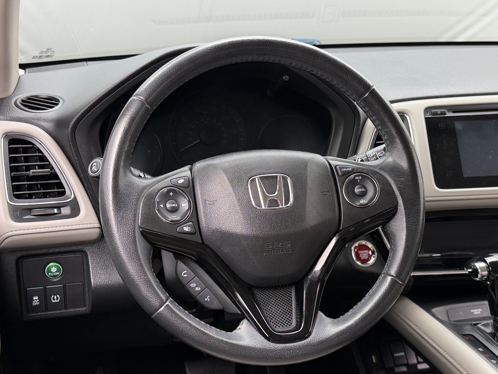 Thumbnail: 2016 Honda HR-V - 4