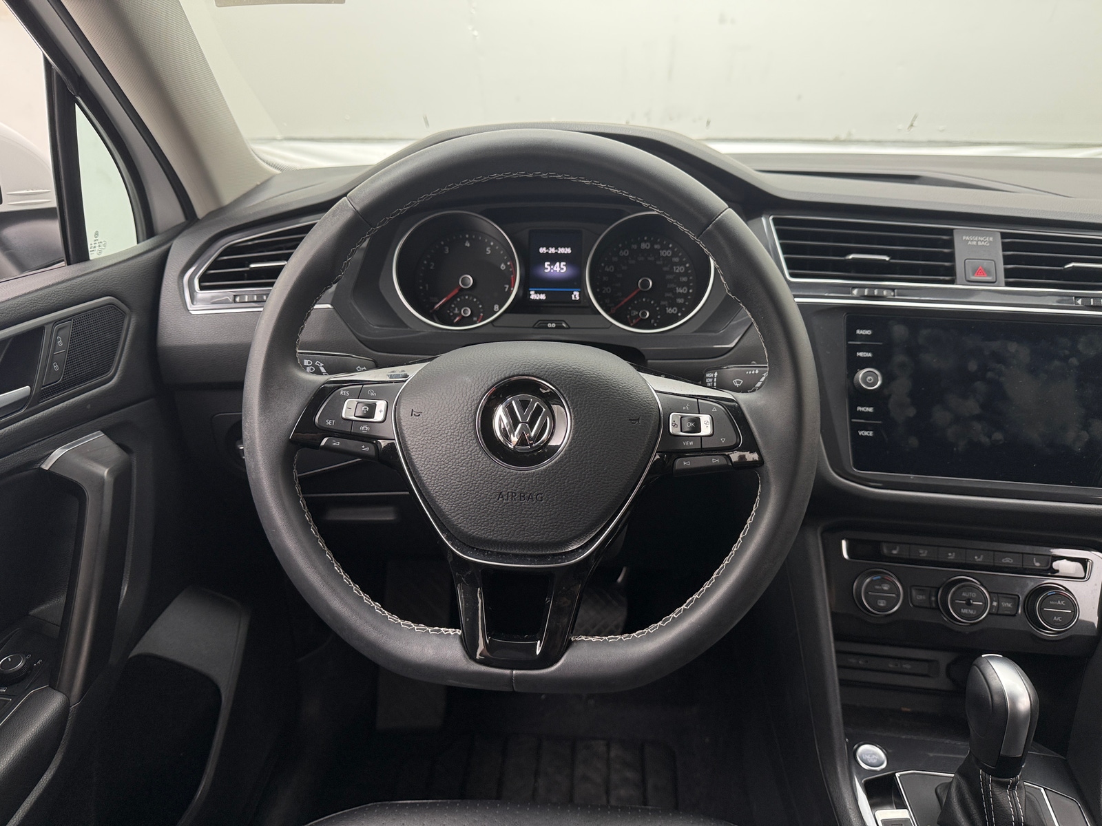 Thumbnail: 2021 Volkswagen Tiguan - 5