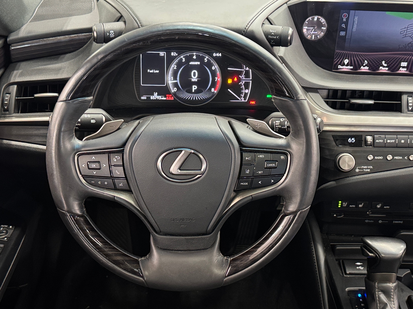 Thumbnail: 2021 Lexus ES - 4