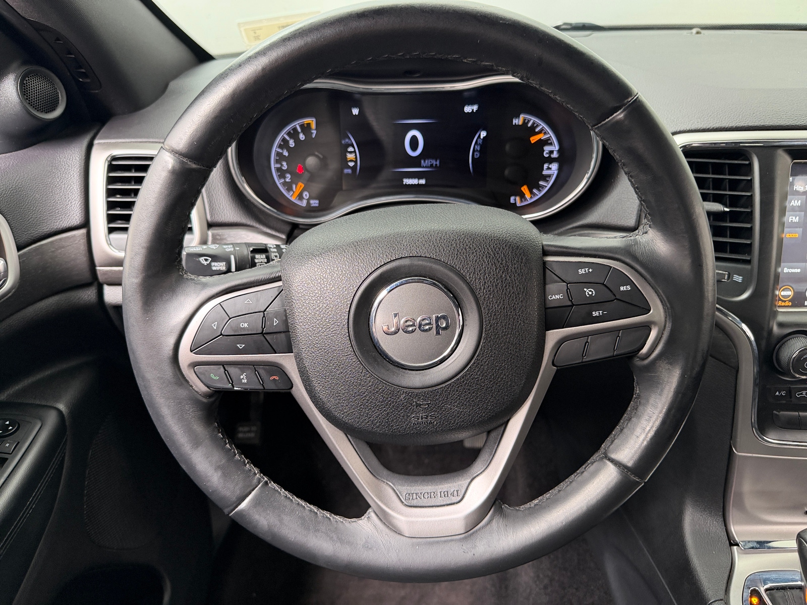 Thumbnail: 2018 Jeep Grand Cherokee - 5