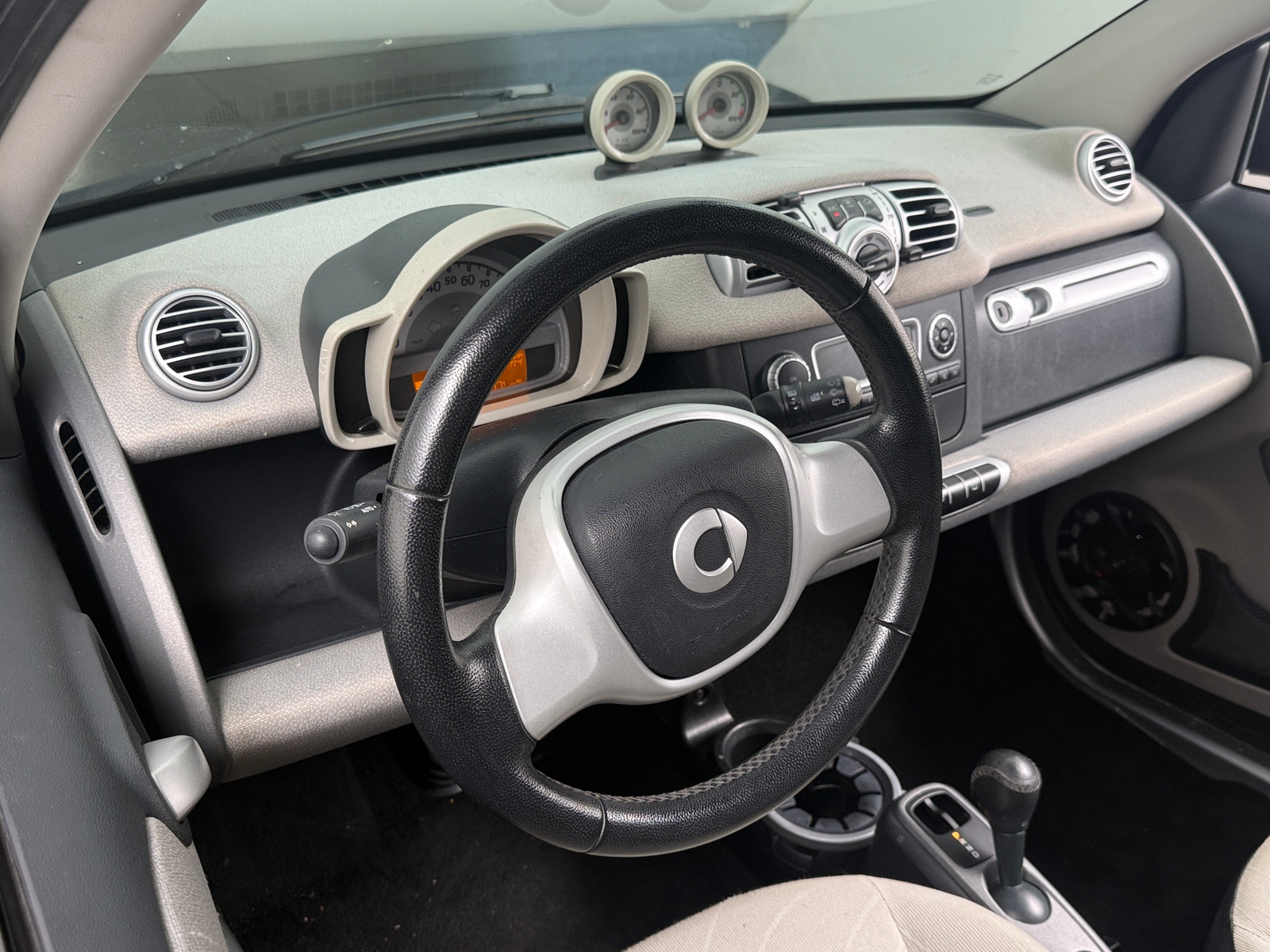 Thumbnail: 2013 smart fortwo - 3