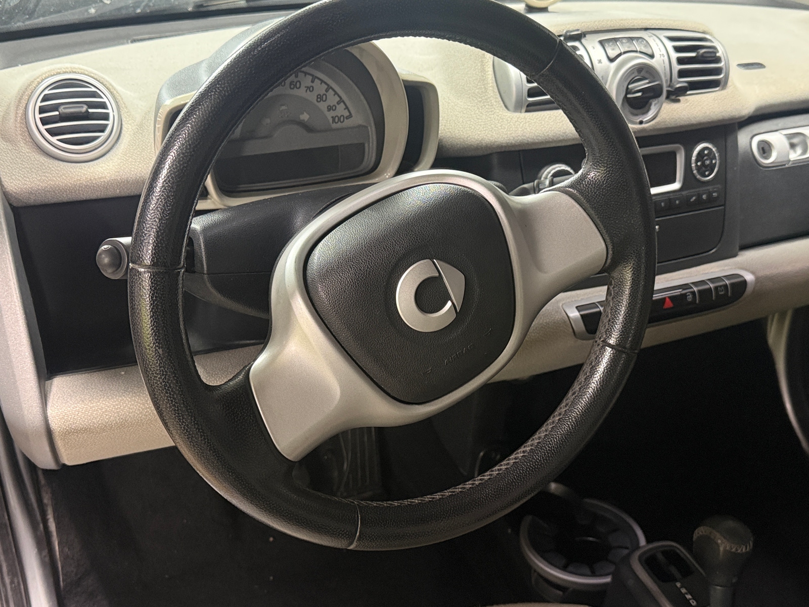 Thumbnail: 2013 smart fortwo - 5