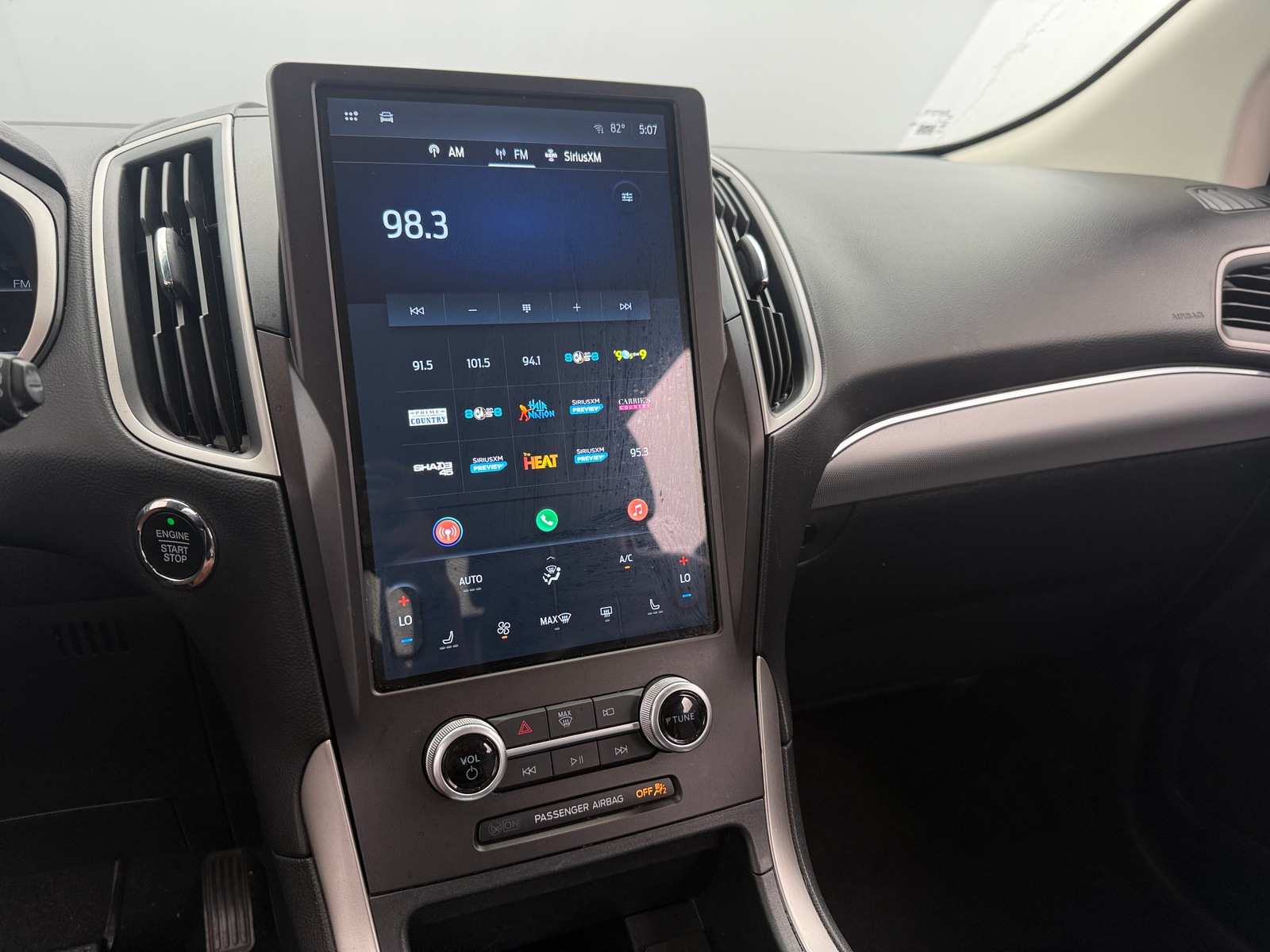 Thumbnail: 2021 Ford Edge - 3