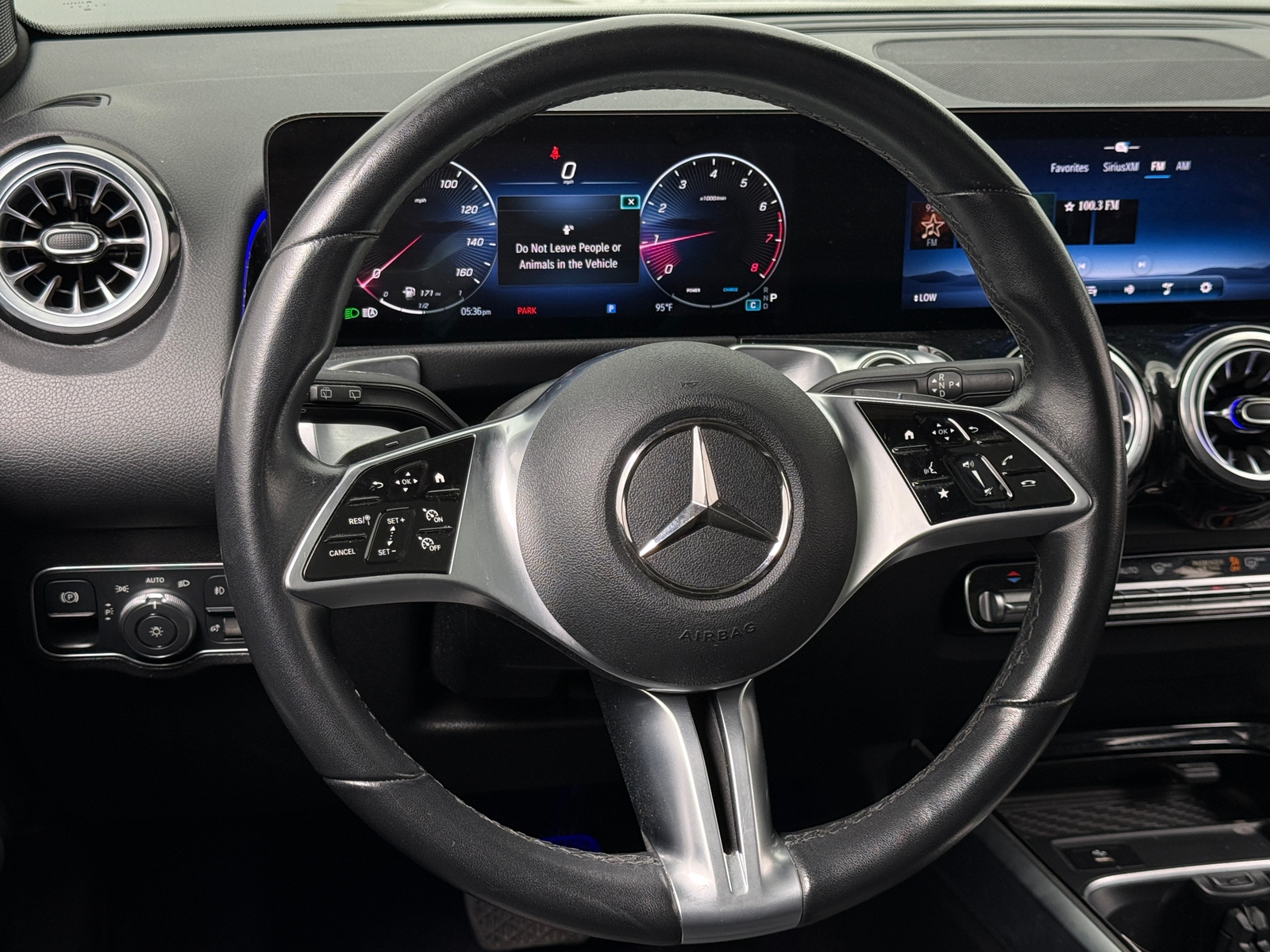 Thumbnail: 2025 Mercedes-Benz GLB - 4