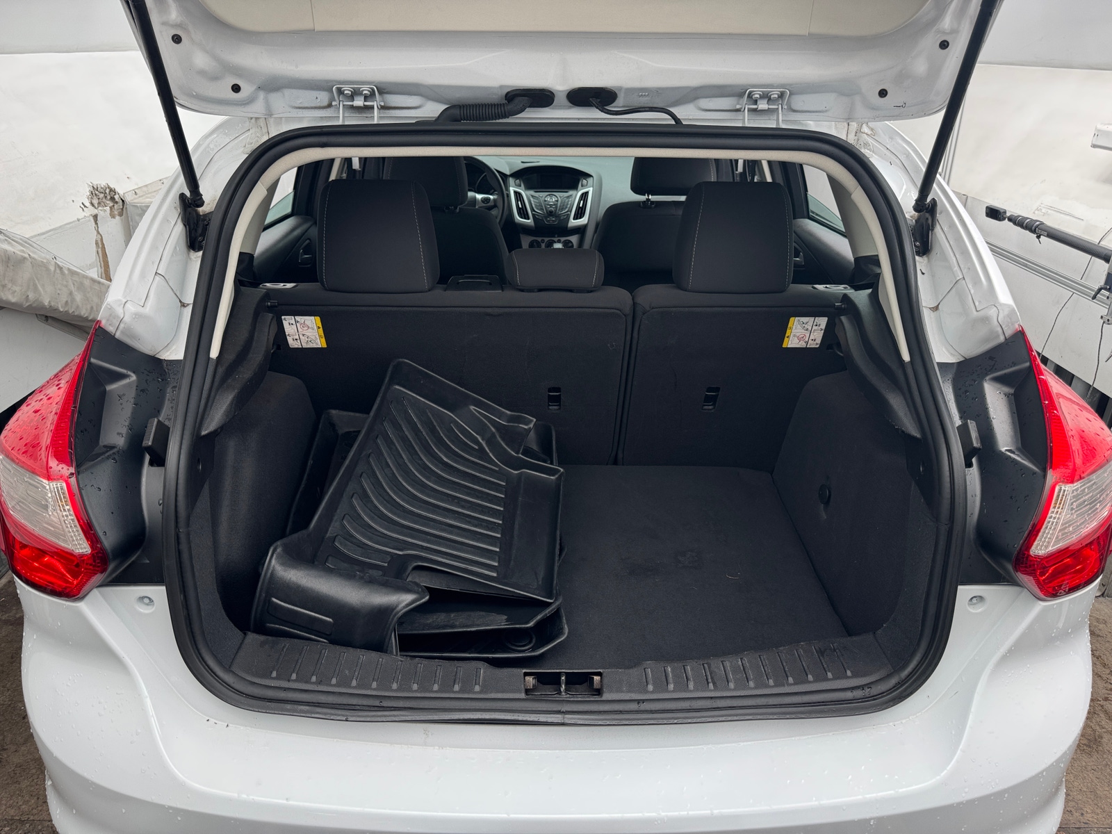 Thumbnail: 2014 Ford Focus - 7