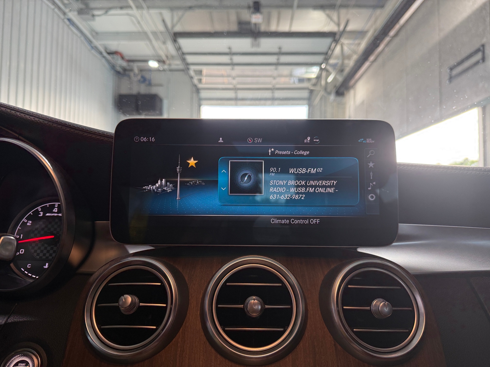 Thumbnail: 2020 Mercedes-Benz C-Class - 3