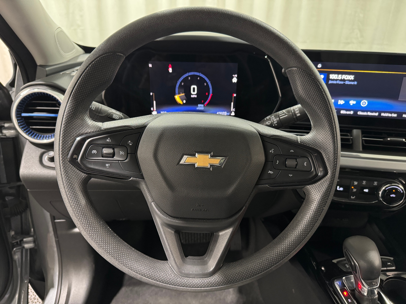Thumbnail: 2024 Chevrolet Trax - 5