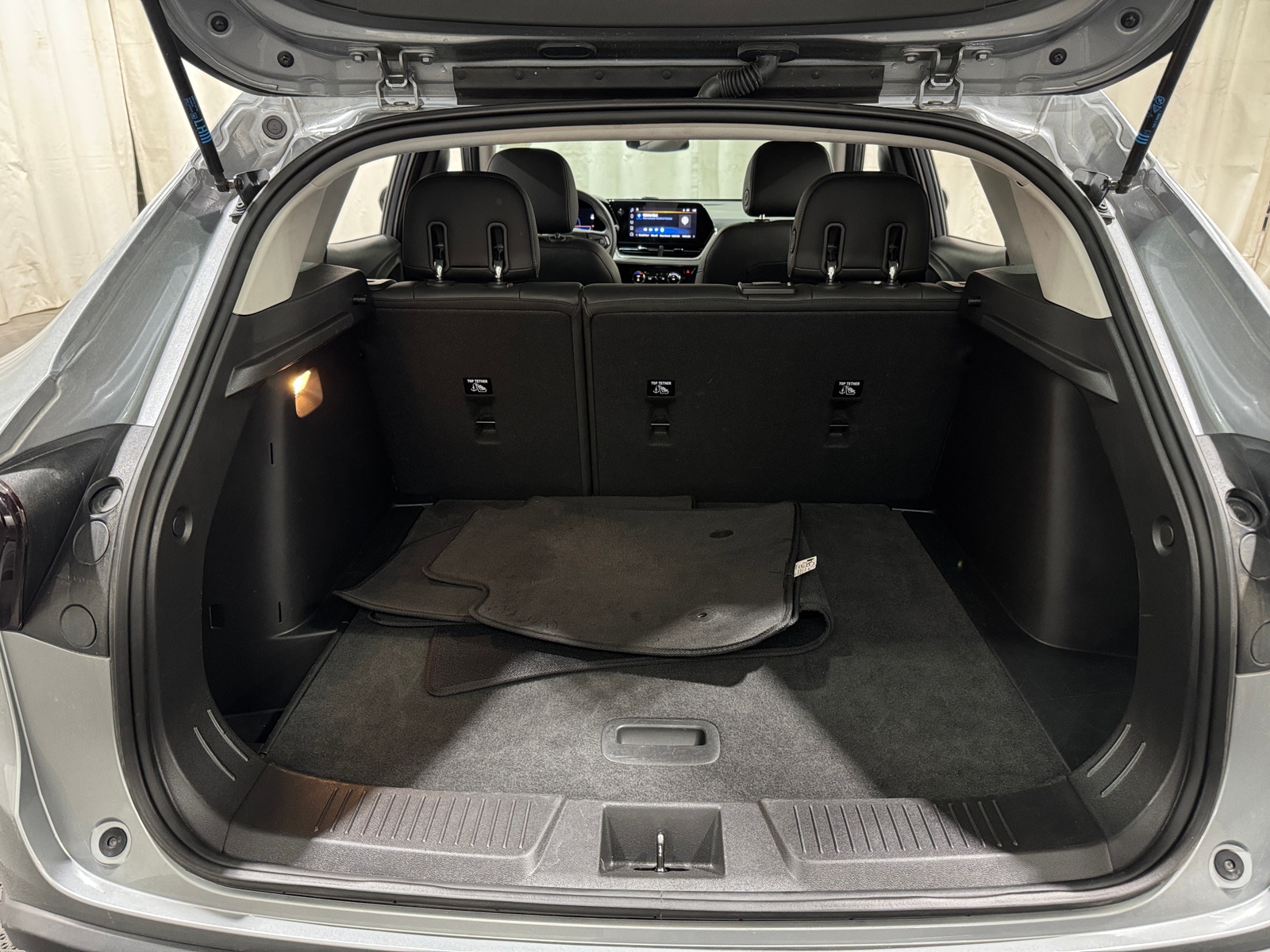 Thumbnail: 2024 Chevrolet Trax - 7