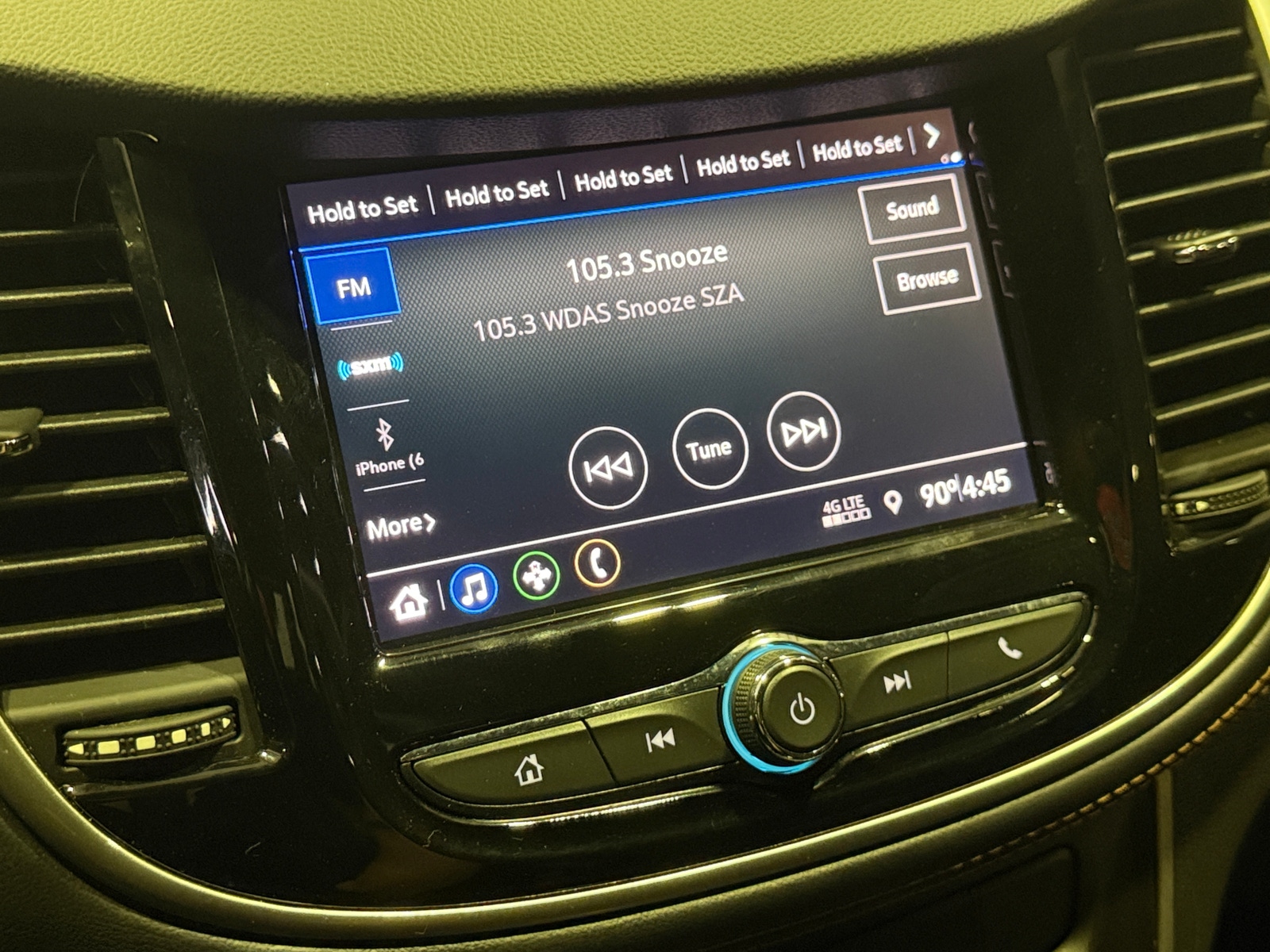 Thumbnail: 2019 Chevrolet Trax - 4