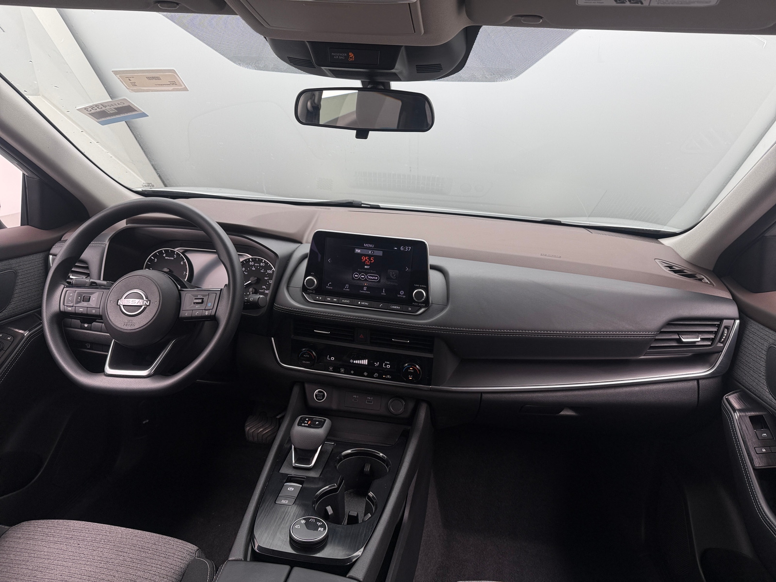 Thumbnail: 2023 Nissan Rogue - 3