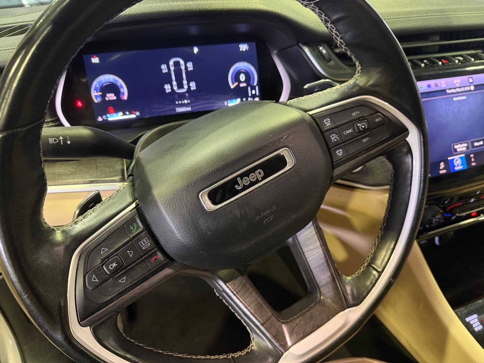 Thumbnail: 2021 Jeep Grand Cherokee L - 4