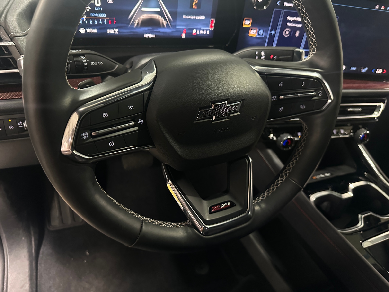 Thumbnail: 2025 Chevrolet Traverse - 4