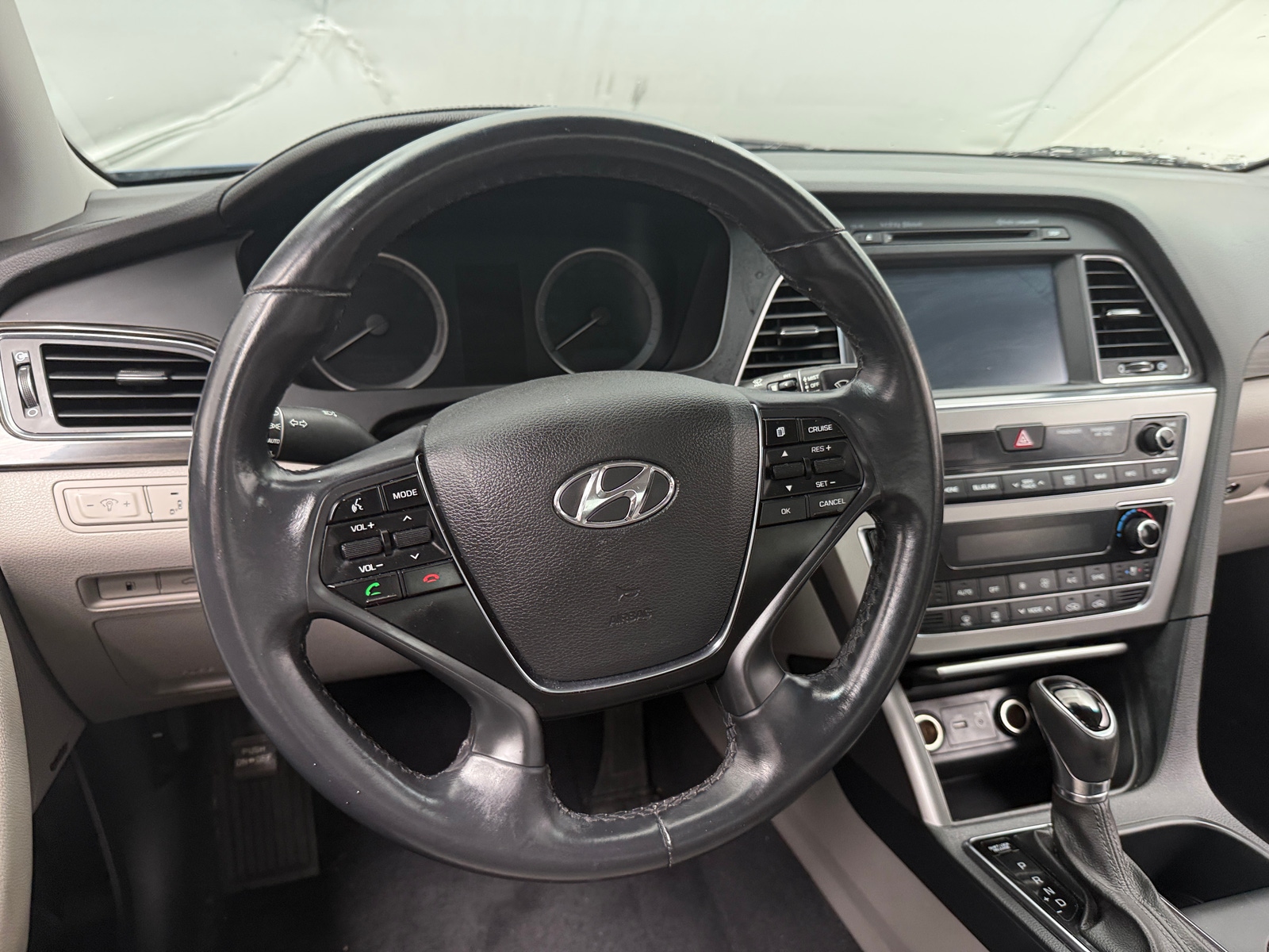 Thumbnail: 2017 Hyundai Sonata - 4