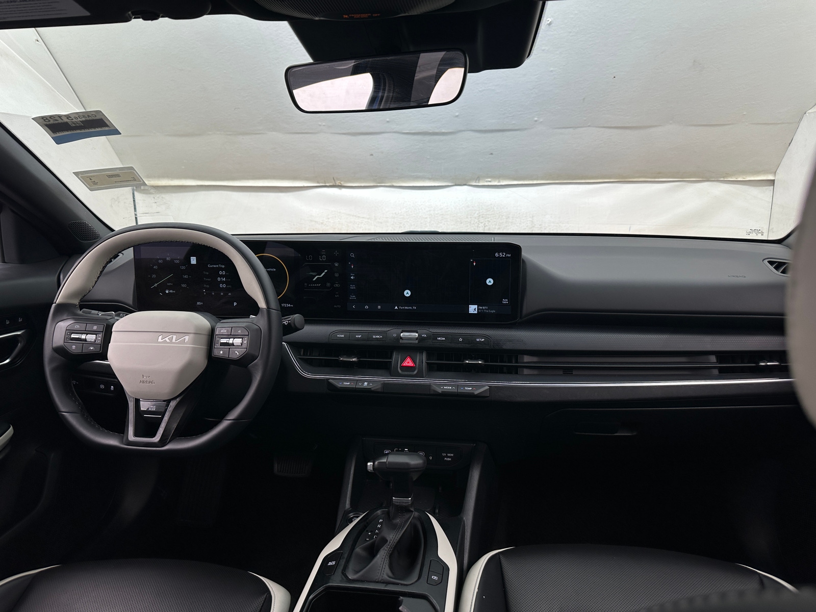 Thumbnail: 2025 Kia K4 - 3